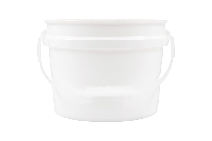 2.5 gal White HDPE Round Pail with Natural Color Plastic Handle